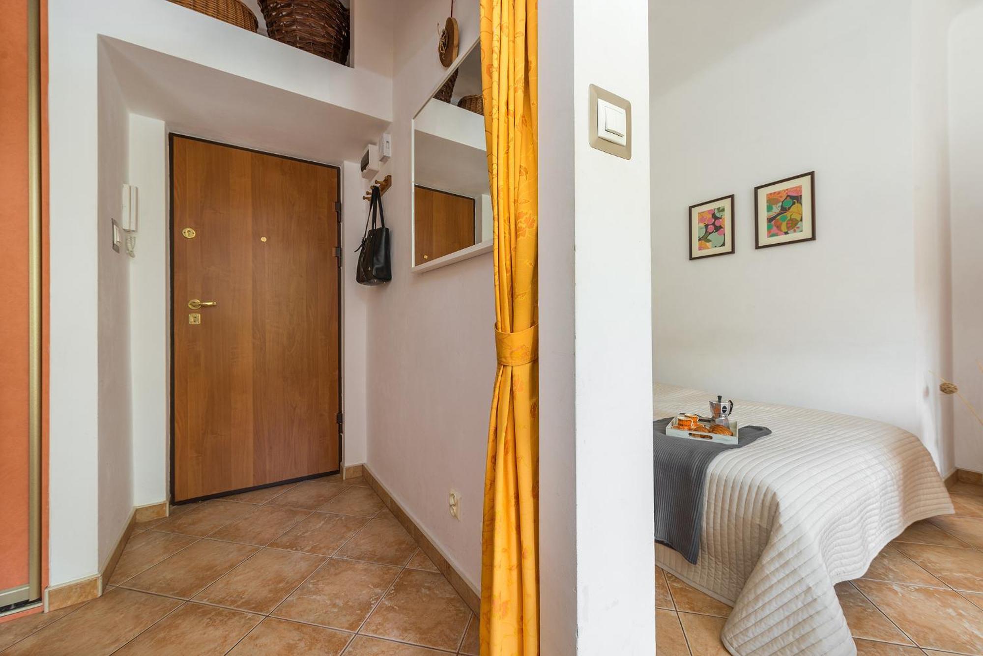 Zbawiciela Square P&O Serviced Apartments Варшава Стая снимка